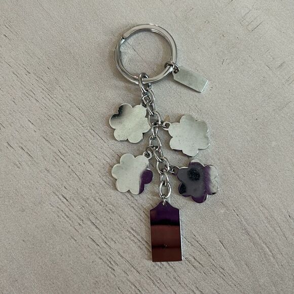 COACH Floral KEYCHAIN - Picture 3 of 3